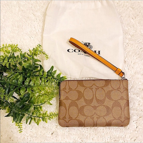 Sold on ♏️ - Picture 2 of 5